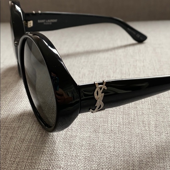 Saint Laurent SL M1 002 Black Oval Sunglasses - Picture 13 of 16